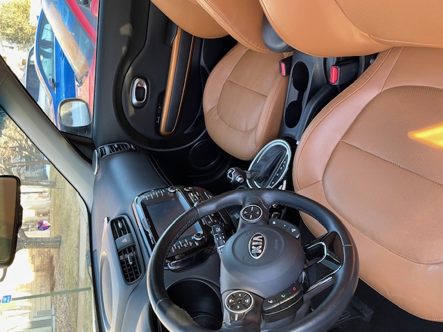 Signature Mobile Detail in Denver, Colorado detailing a KIA