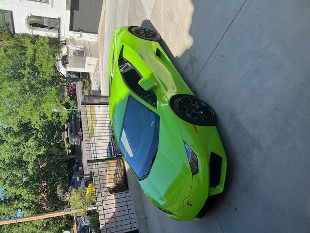 Signature Mobile Detail in Denver, Colorado detailing a Lamborghini
