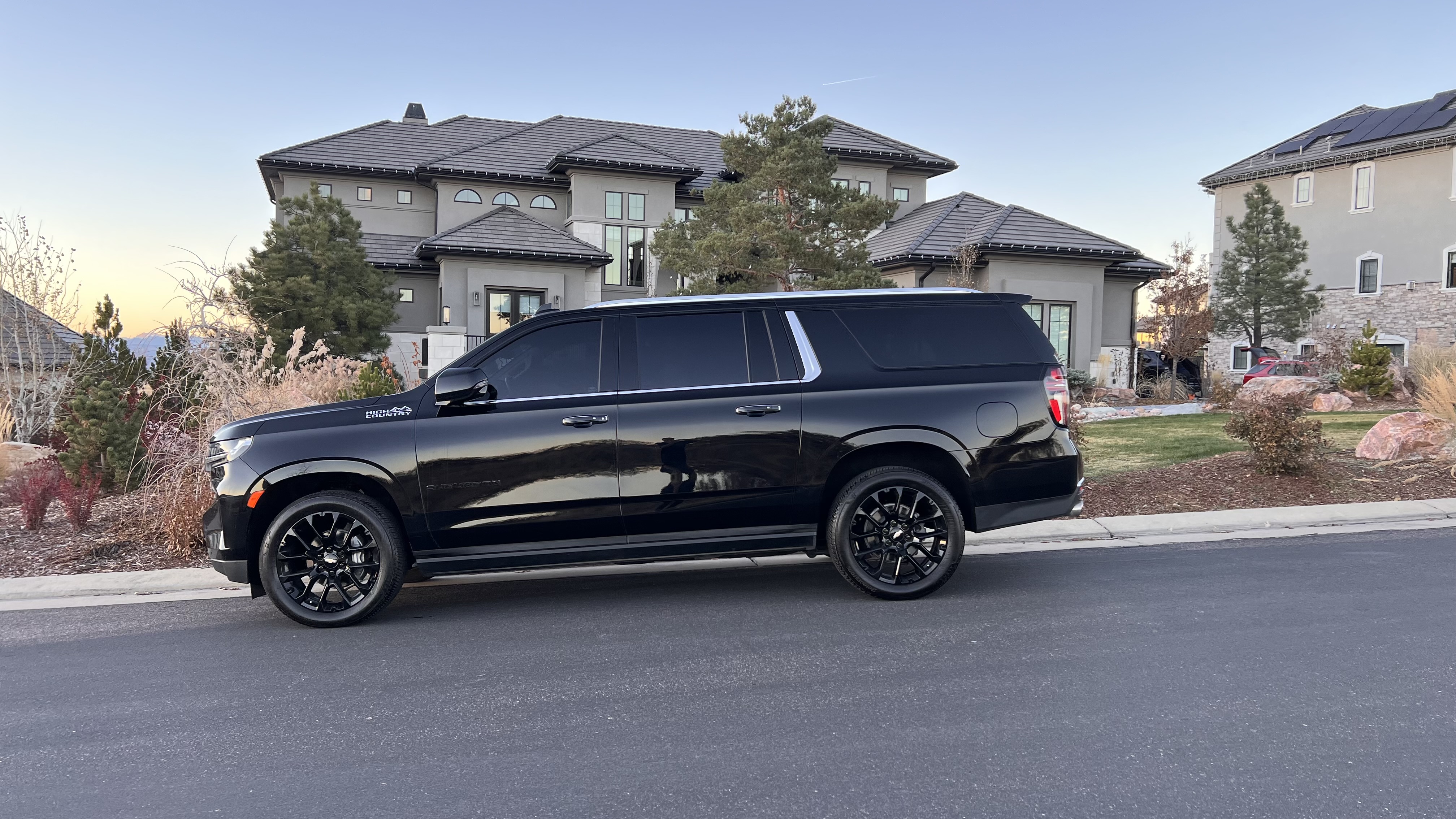 Signature Mobile Detail Denver, Colorado. Detailing near Denver. Signature Mobile Detail detailing a Escalade.